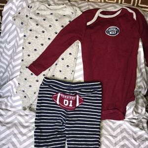 CARTERS 3 piece set NEW 12 month